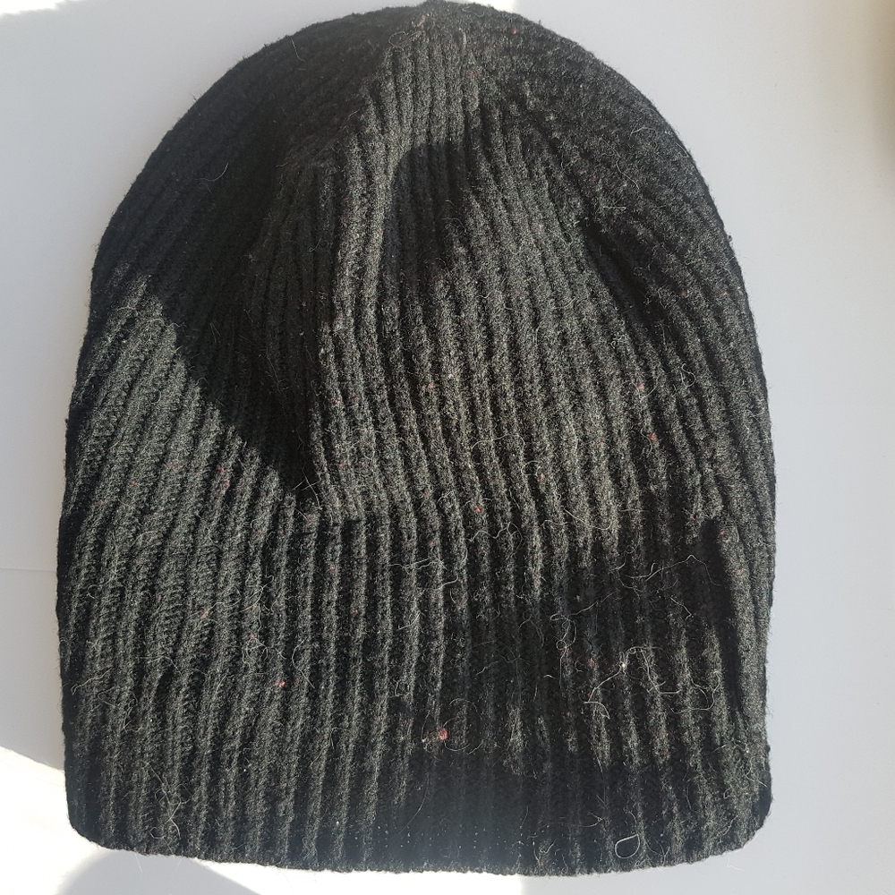 💲5️⃣ in 🛍️of2+   [H&M] Black Beanie